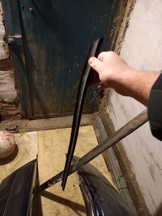 Продам части бампера на W210