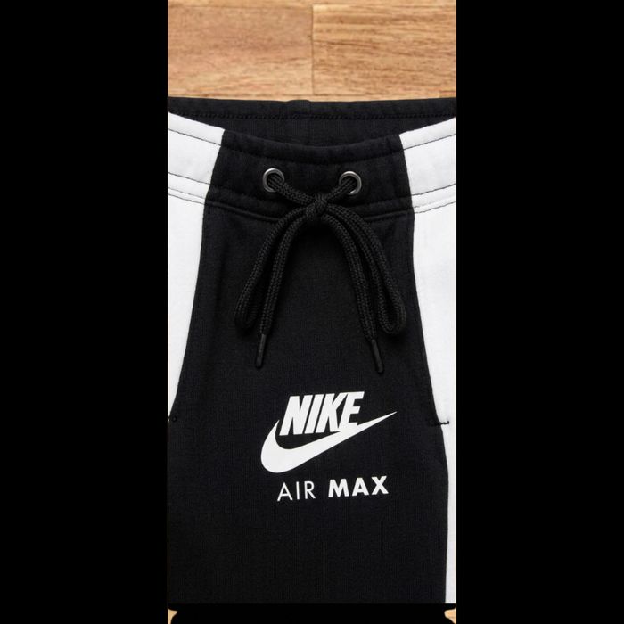 Екип Air Max Nike
