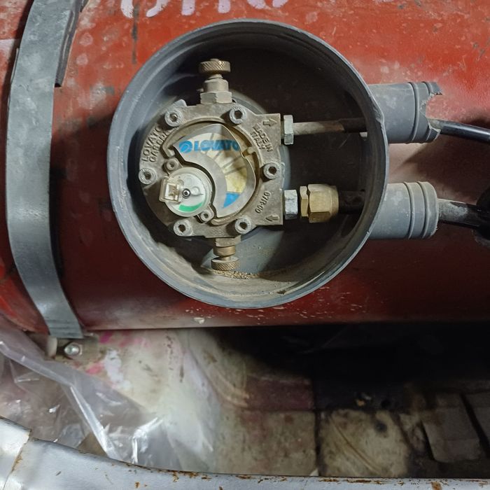 Газ балон сатылады 65л