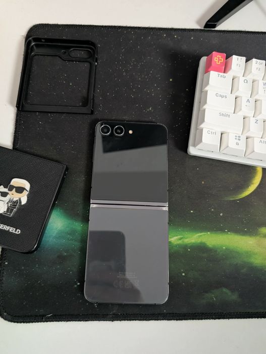 Samsung Z Flip 5 256gb