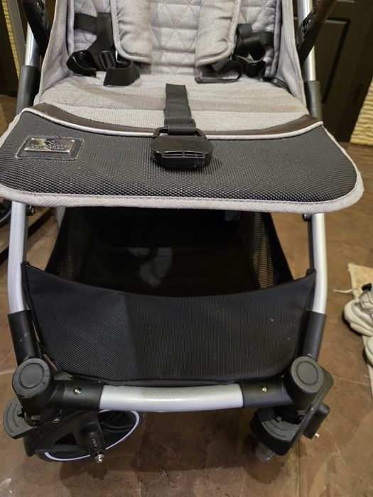 Количка на Lorelli