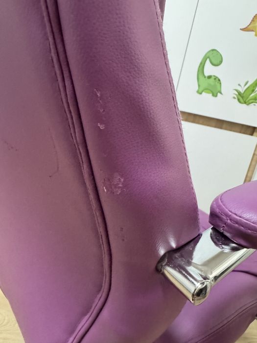 Офис стол лилав и син почти неизползвани