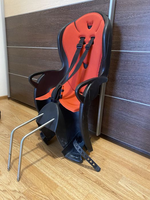 Hamax велокресло + крепление + шлем — 18 000 ₸