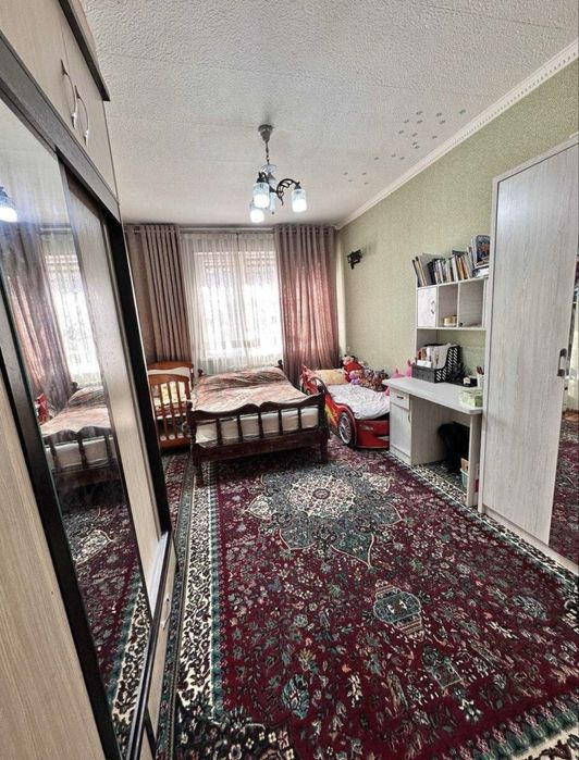 Продается квартира Ялангач, Эко базар 2/4/4