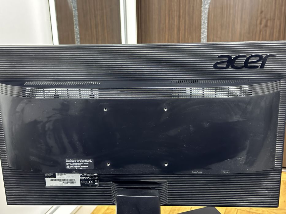 COMBO- Calculator & Monitor