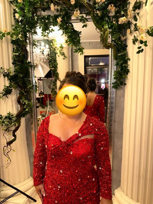 Rochie realizata la comanda manual