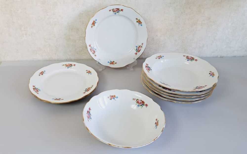 Тарелки фарфоровые Дулево