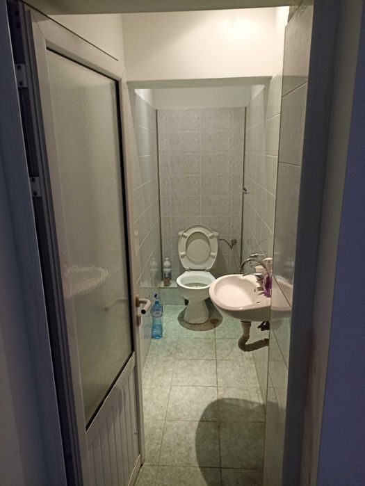 Дава се под наем Магазин в Силистра, в.з. Юг - 250 кв.м за 1020 € - Снимка #9