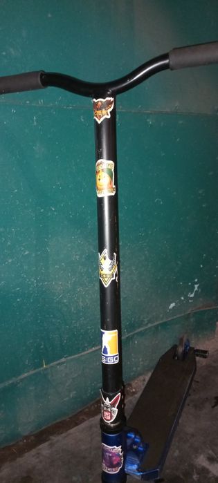 Продаю трюковой самокат.