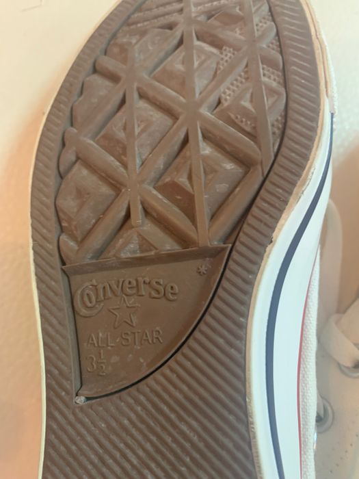 Кецове бели Converse