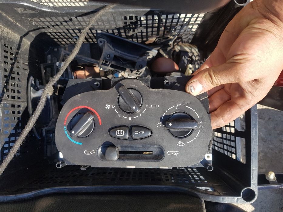 Бензинова помпа и абс помпа за пежо 206 1.6