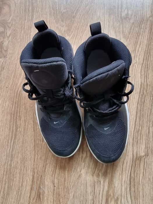 Ghete Nike copii