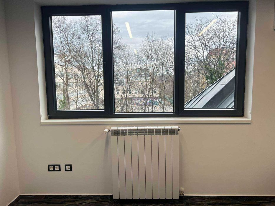 Дава се под наем Офис в София, Лозенец - 102 кв.м за 1128 € - Снимка #2