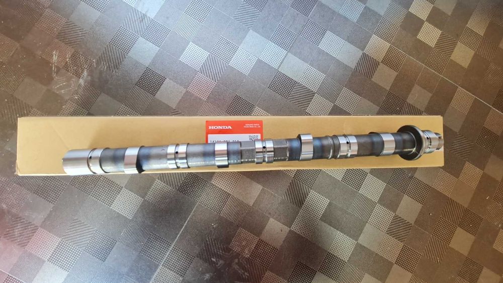 Изпускателен вал за Honda K20A двигател