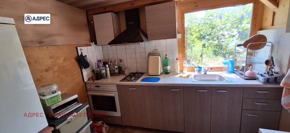 Парцел в Плевен, област-с.Върбица площ 1068 цена 23008