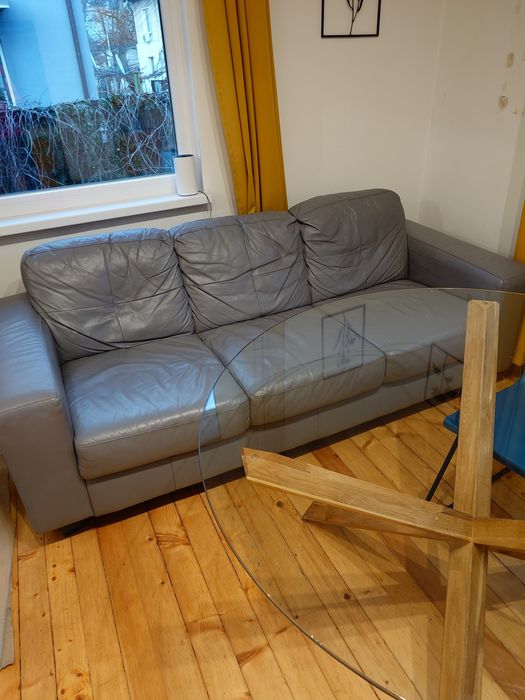 Сив кожен диван тройка, използван