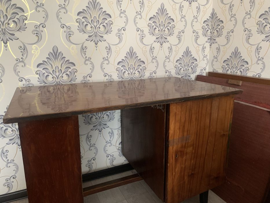 Стол офисный