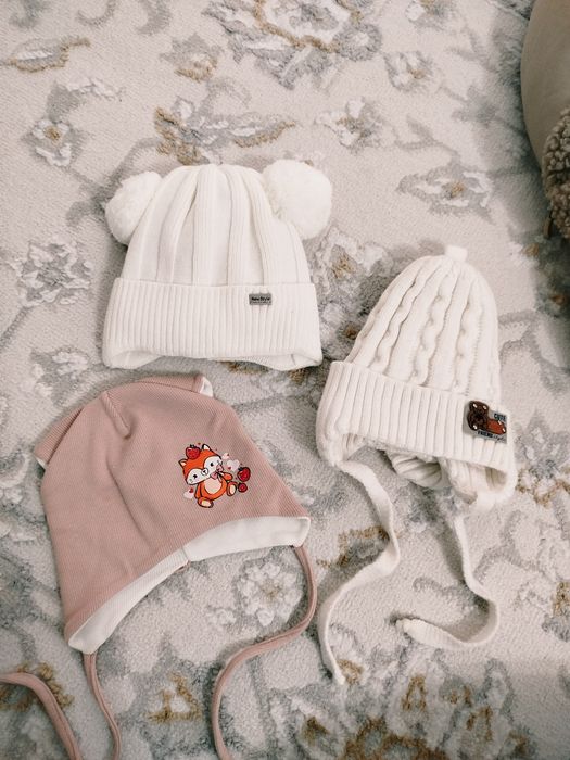 Продам комплект демисезонной одежды для девочки