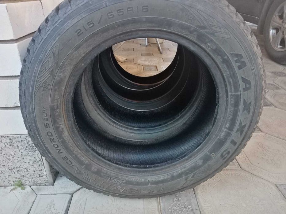 Зимняя резина 215:65:r16