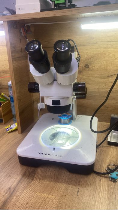 Продается микроскоп Yaxun YX-AK20