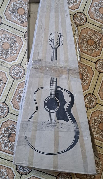 Продам Новую Гитару из Германии