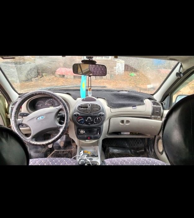 Машина Лада Колина 2008 г