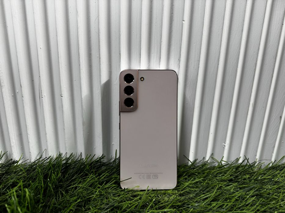 телефон Samsung S22 256 gb
