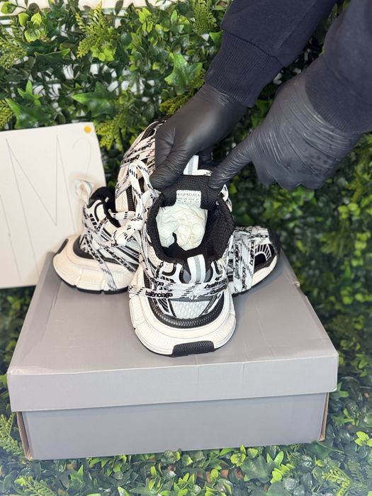 Adidasi Balenciaga Extreme logo-detailing low-top sneakers