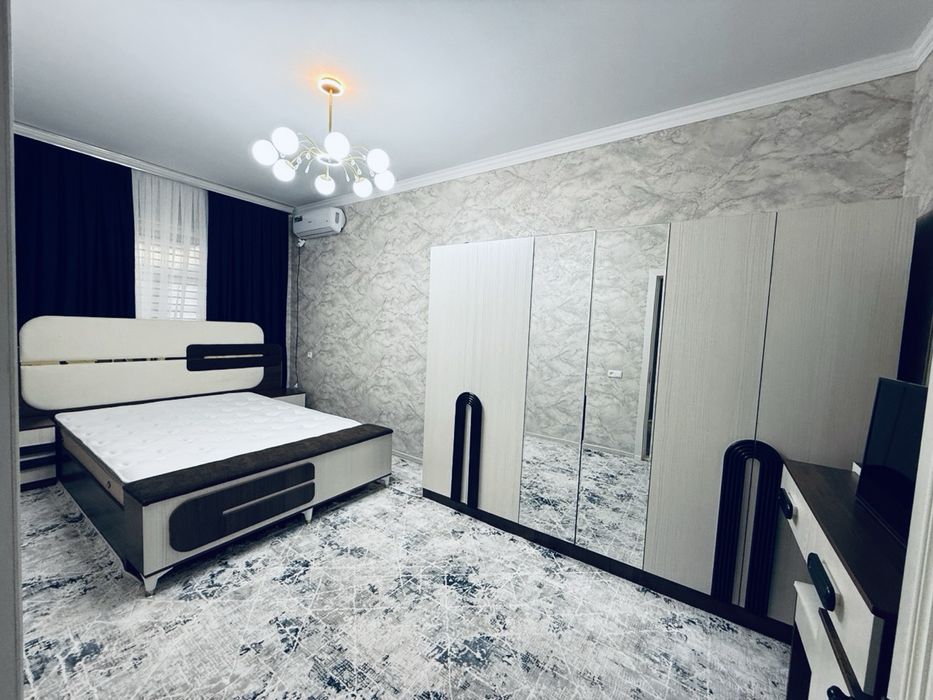 Zudlik bilan uy sotiladi