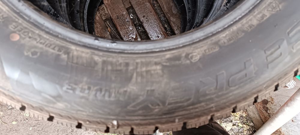 Продам зимние шины