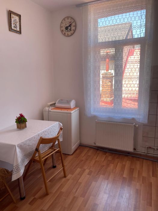Inchiriere garsoniera zona liceului Aurel Vlaicu