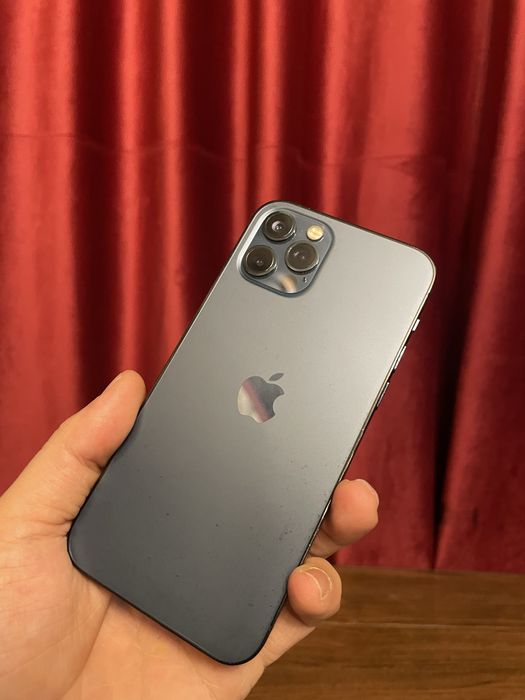 продаю айфон 12про 128гб