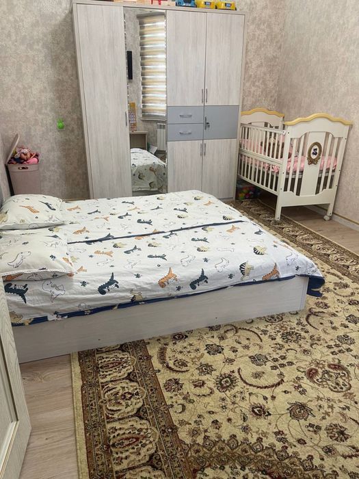 Уй сотилади 6 хонали