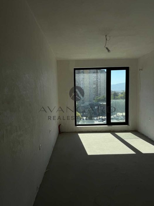 Продава се Тристаен апартамент в Пловдив, Тракия - 94 кв.м за 1652 €/кв.м - Снимка #3