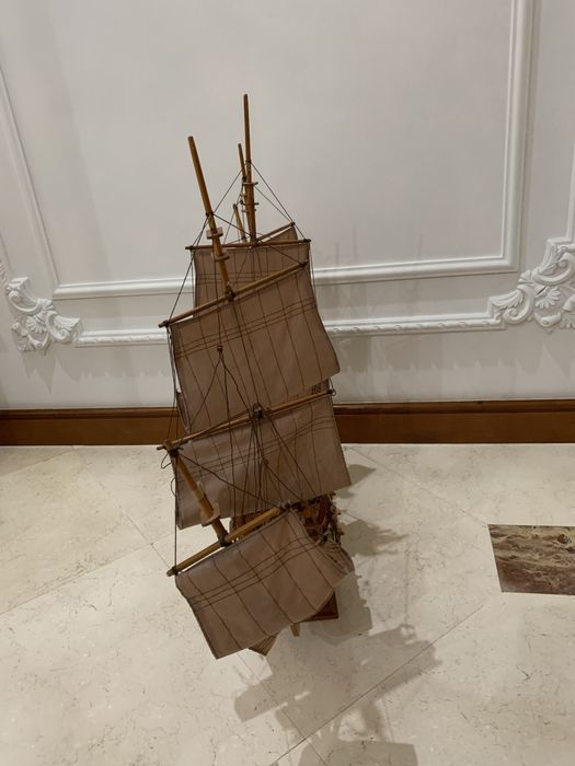 Продаю модель корабля