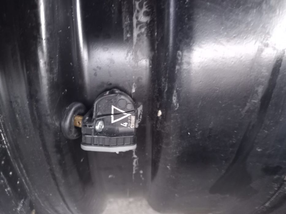 4 x jante 16 Opel Mokka,Astra J,2 x anvelope iarna 225 55 17 Yokohama