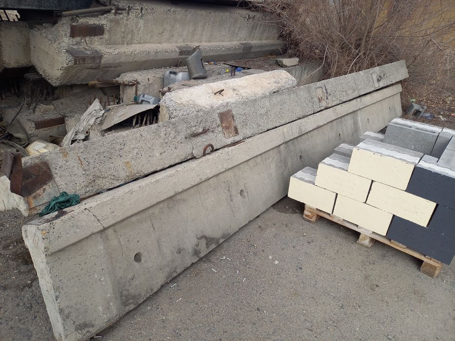 Продам балки строительные