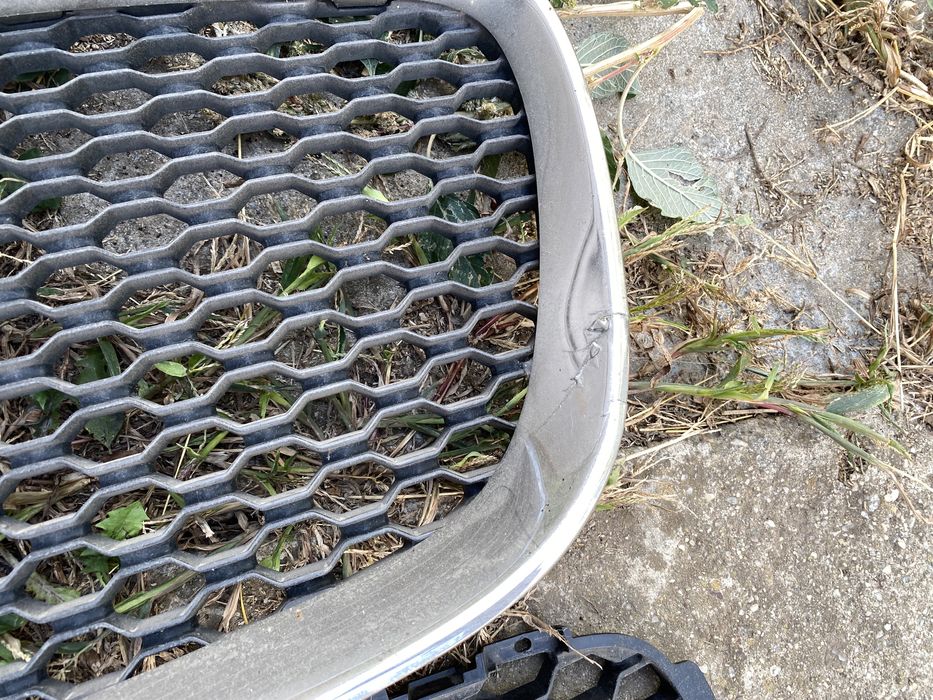 Grila JAGUAR XF X260 2015 - 2019 grila radiator bara fata cu emblema