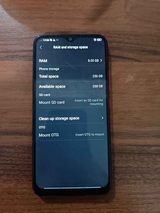 Vivo y 17 sotiladi arzonga