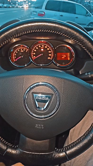 DACIA Duster 2014 — imagine 1
