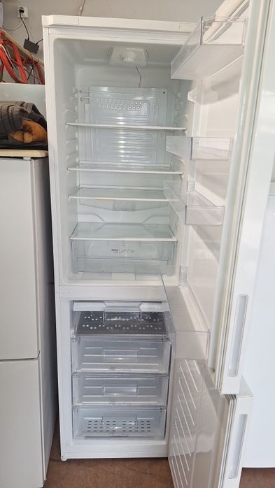 Combine frigorifice mașini de spălat second-hand