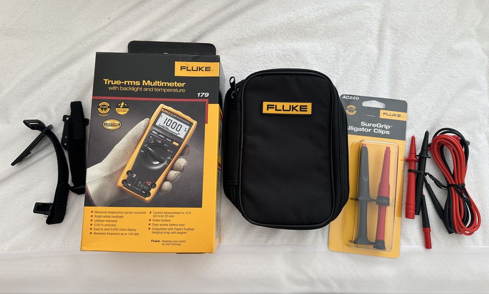 Fluke 1587 FC set, Fluke 179, Fluke 117/323 EUR set, voltalert