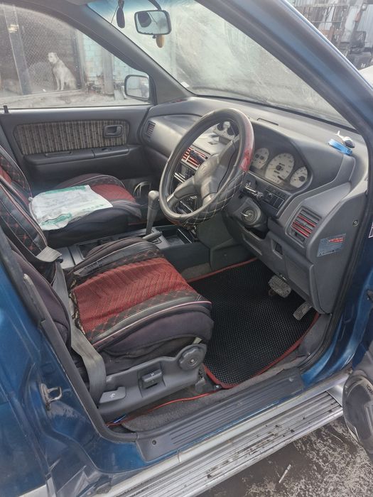 Продам  Мицубиси  RVR