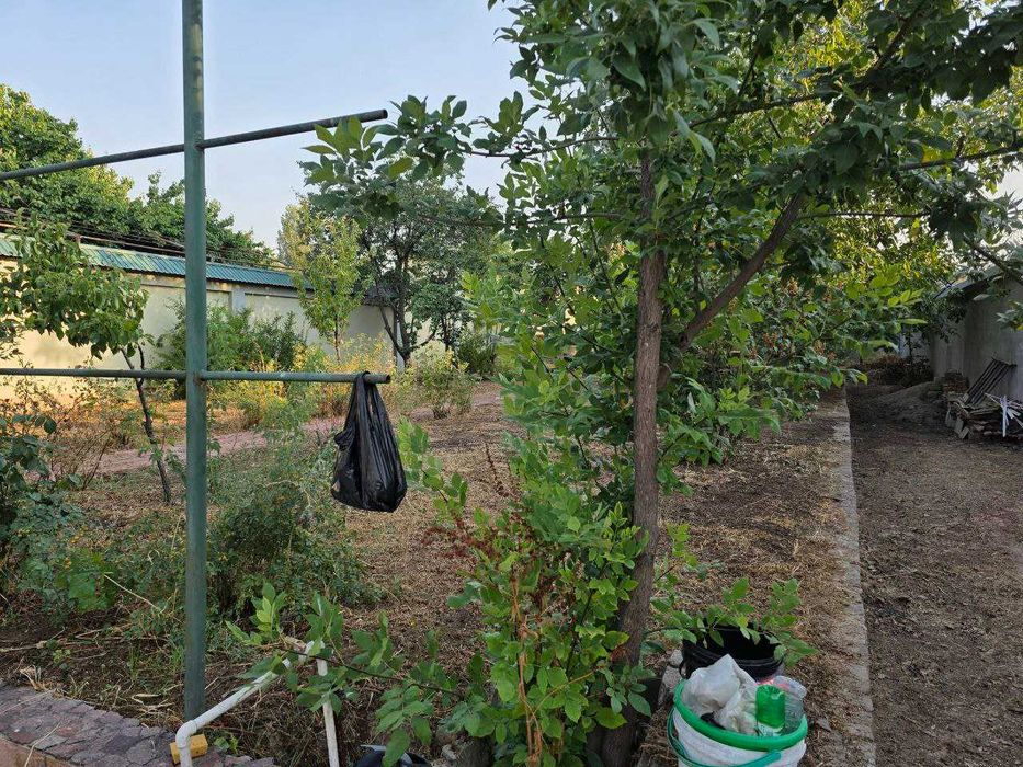 Продам участок 10 соток в Мирзо-Улугбекском районе.Гостиница Саёхат