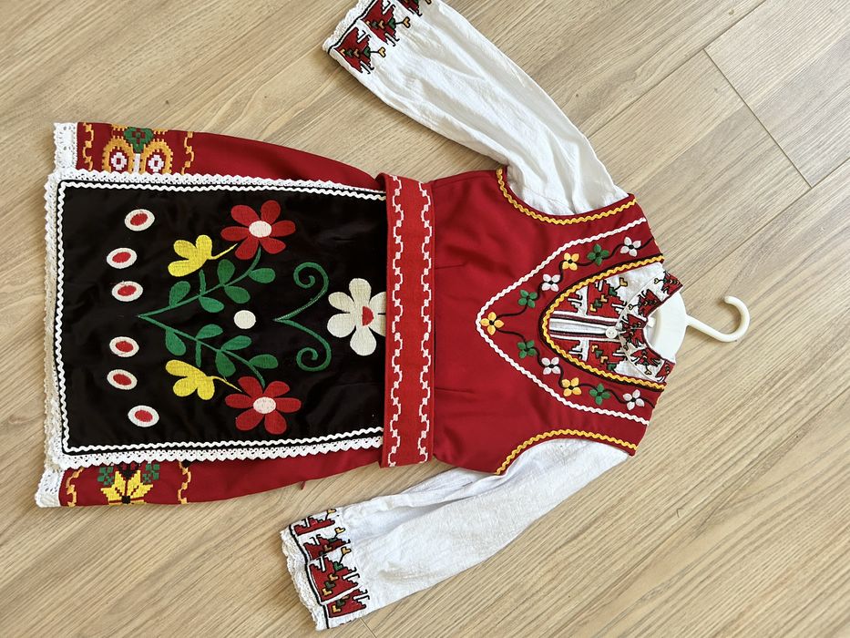 Носия за момиче, размер 110