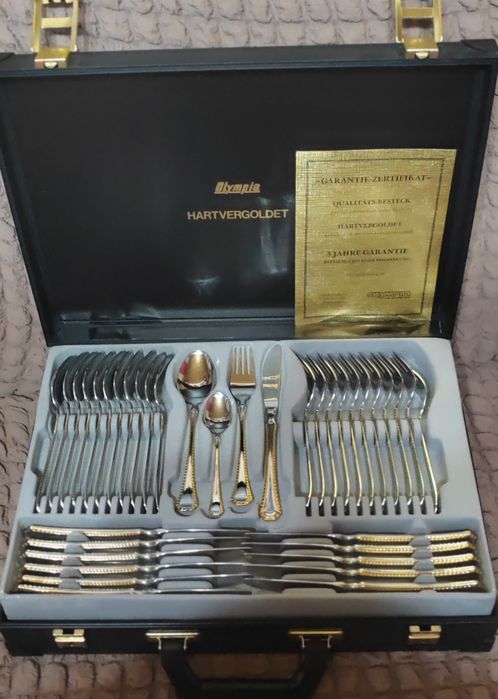 Tacamuri placate cu aur dur