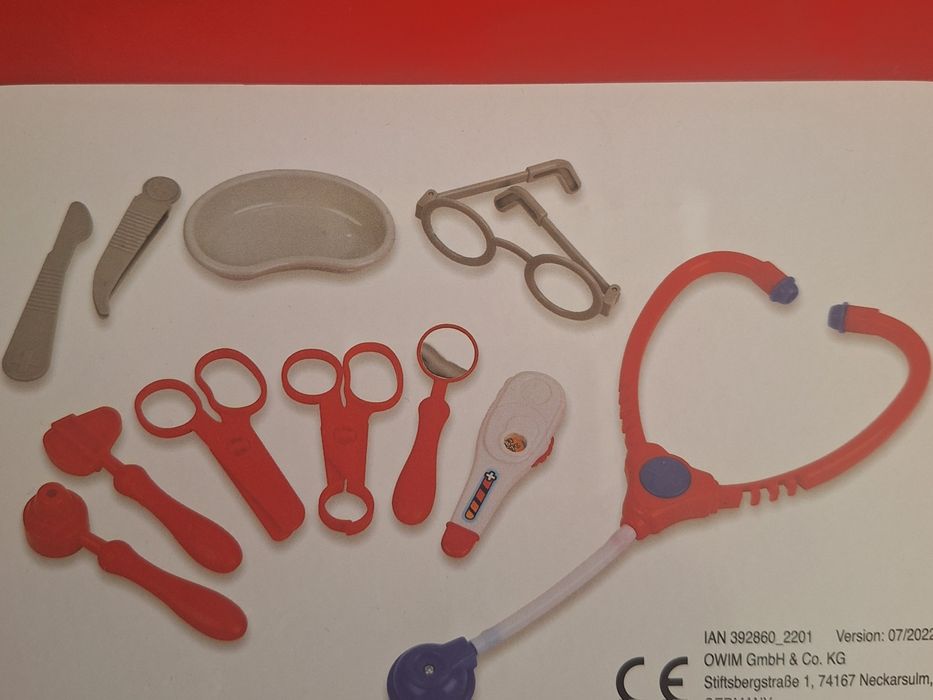 Докторска чанта на Play tive