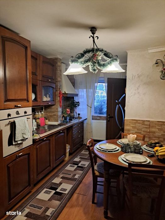 Apartament 3camere Craiovita,75 mp,3/10 cu lift