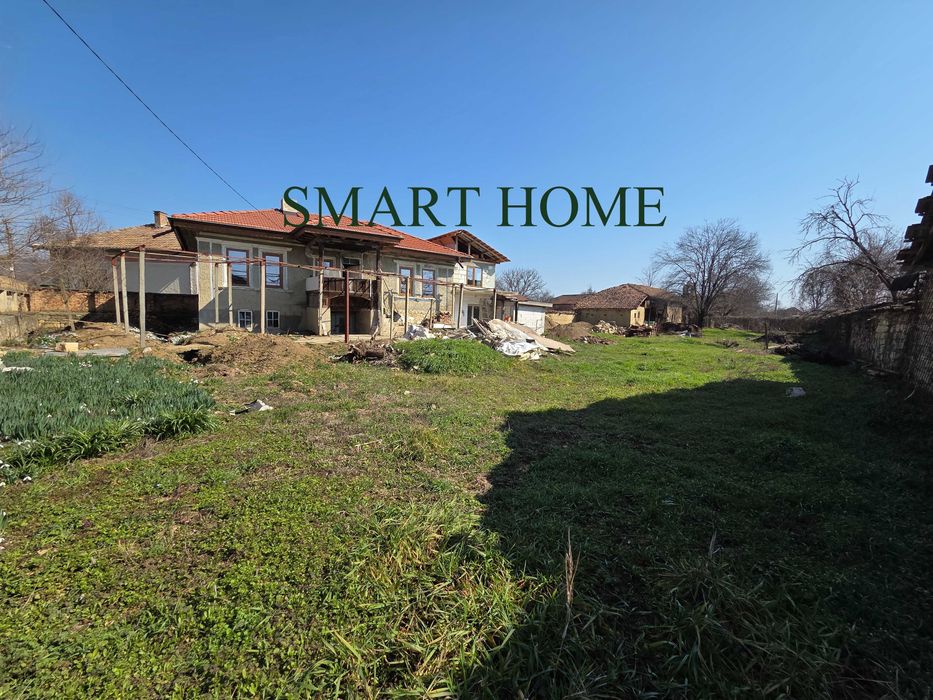 Двуетажна къща в с. Драганово!