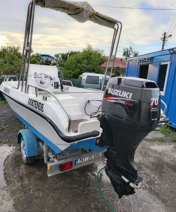 Barca open 5,5m+motor Suzuki 70cp